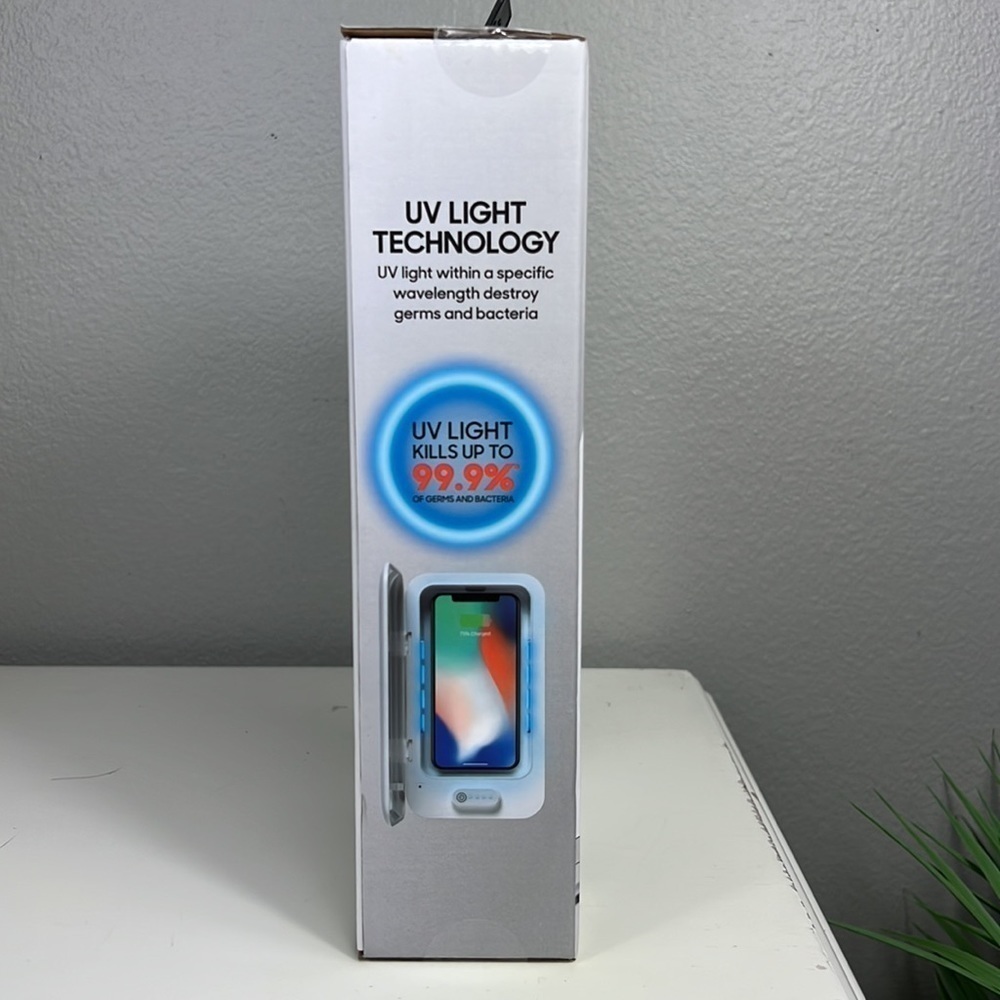 NIB Sharper Image UV Phone Sanitizer UV Zone Essentials Sanitize Charger - Picture 2 of 10